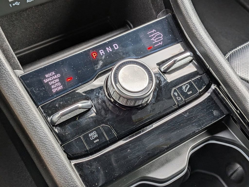 Used 2023 Jeep Grand Cherokee Overland image 18