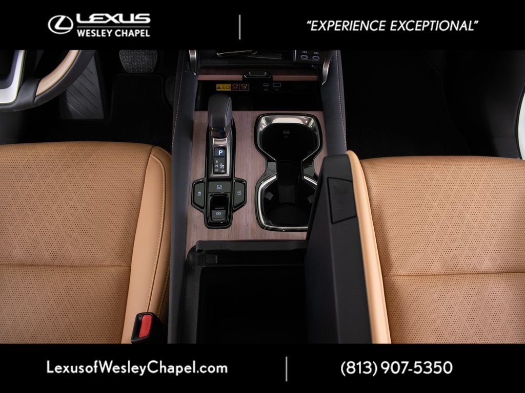 Used 2025 Lexus RX 350 Premium Plus w/ Convenience Package FWD image 19