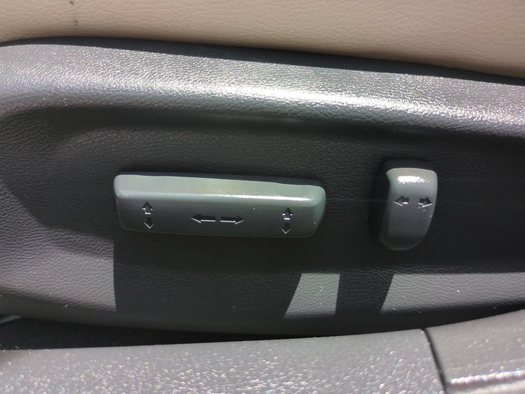 Used 2019 Honda Civic EX-L image 16