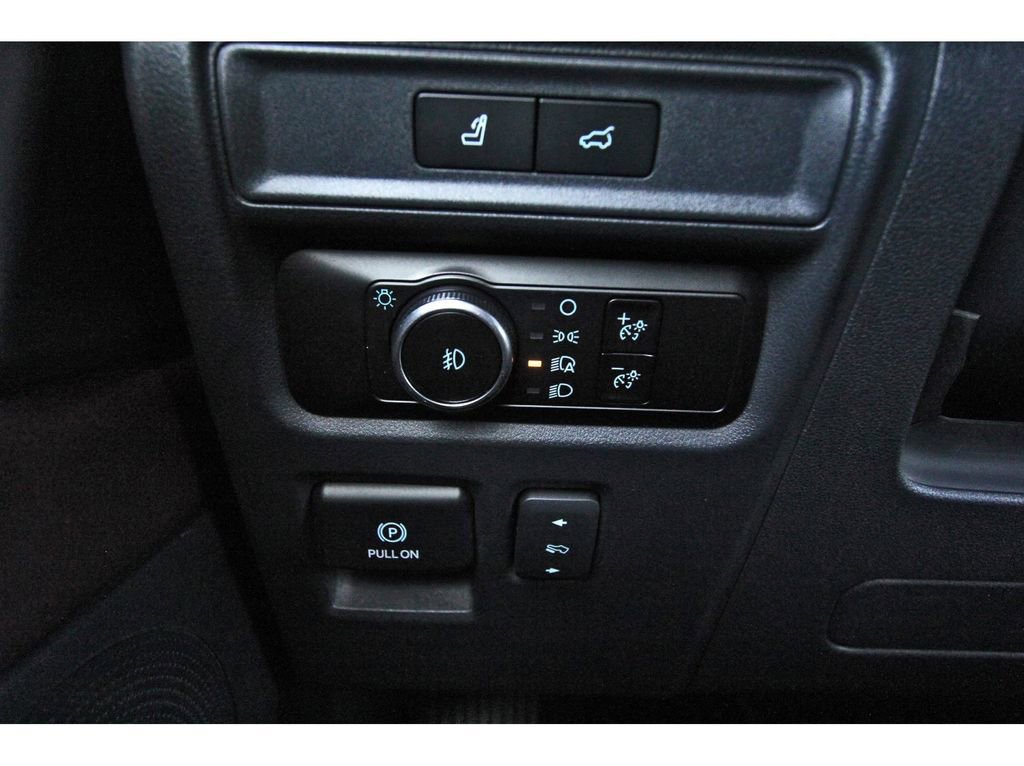 Used 2023 Ford Expedition Max Limited image 19