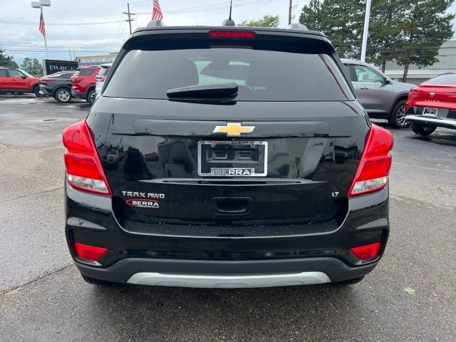 Used 2017 Chevrolet Trax LT w/ LT Convenience Package AWD/4WD image 6