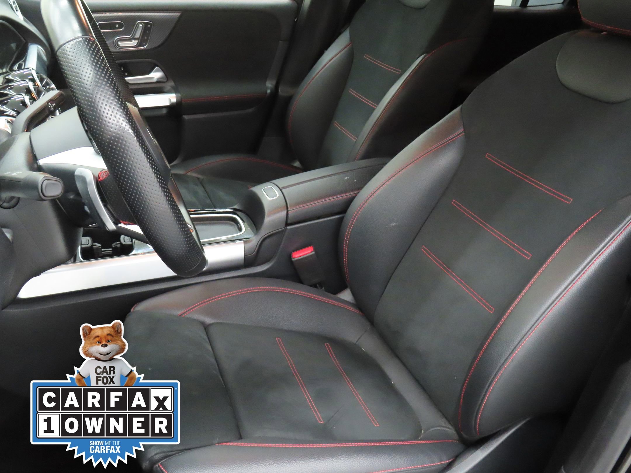 Used 2024 Mercedes-Benz GLB 250 image 10