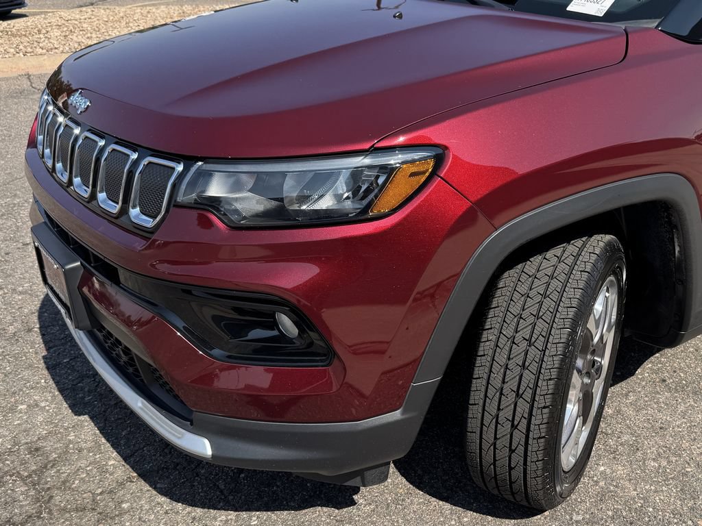 Used 2022 Jeep Compass Limited AWD/4WD image 14