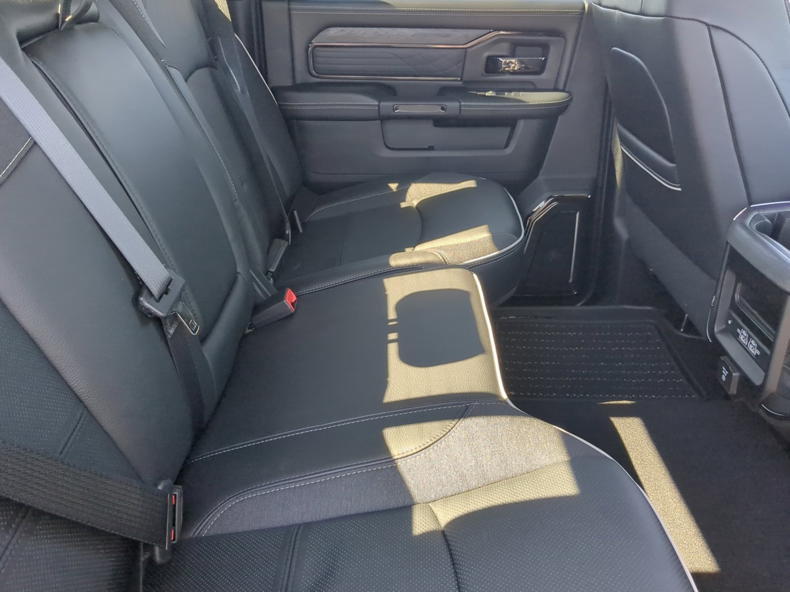 New 2026 RAM 3500 Limited image 18