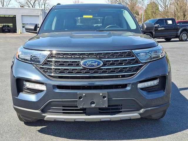 Used 2023 Ford Explorer XLT w/ Equipment Group 202A image 5