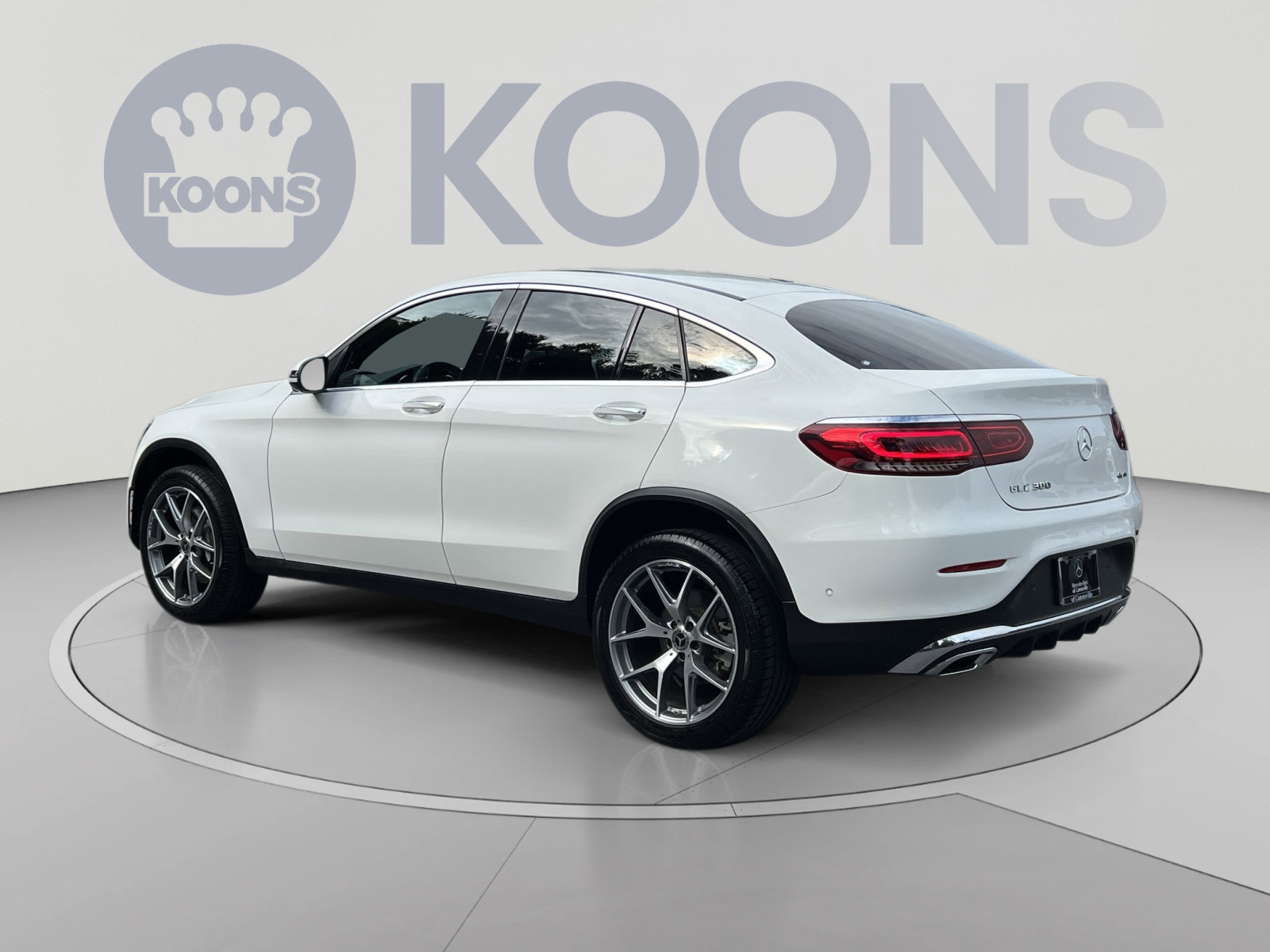 Used 2023 Mercedes-Benz GLC 300 4MATIC Coupe image 8