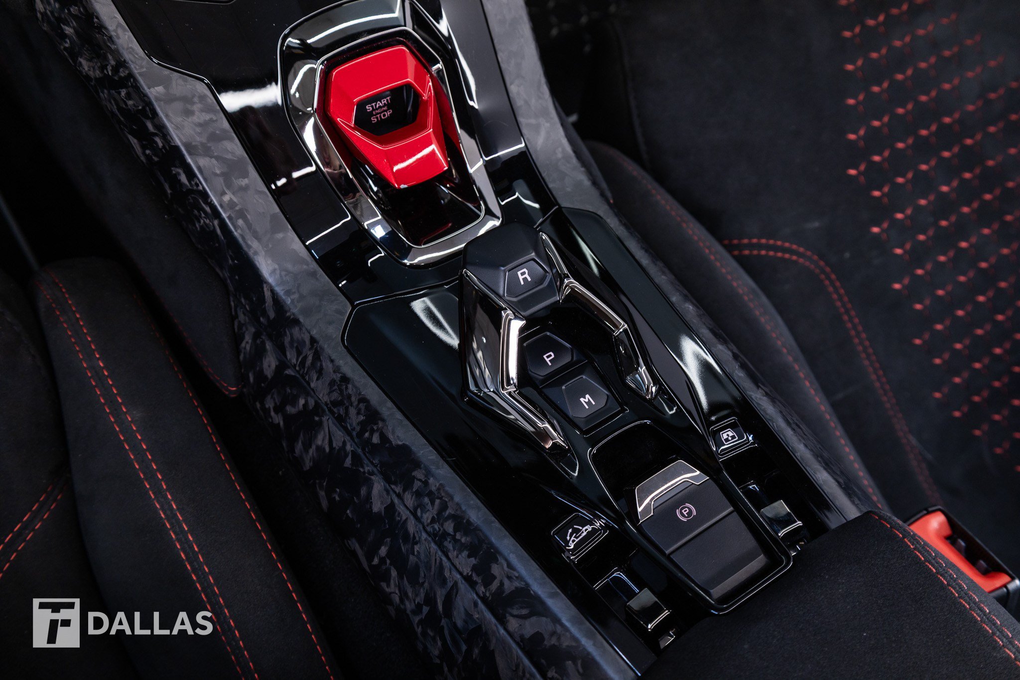 Used 2018 Lamborghini Huracan Performante AWD/4WD image 38