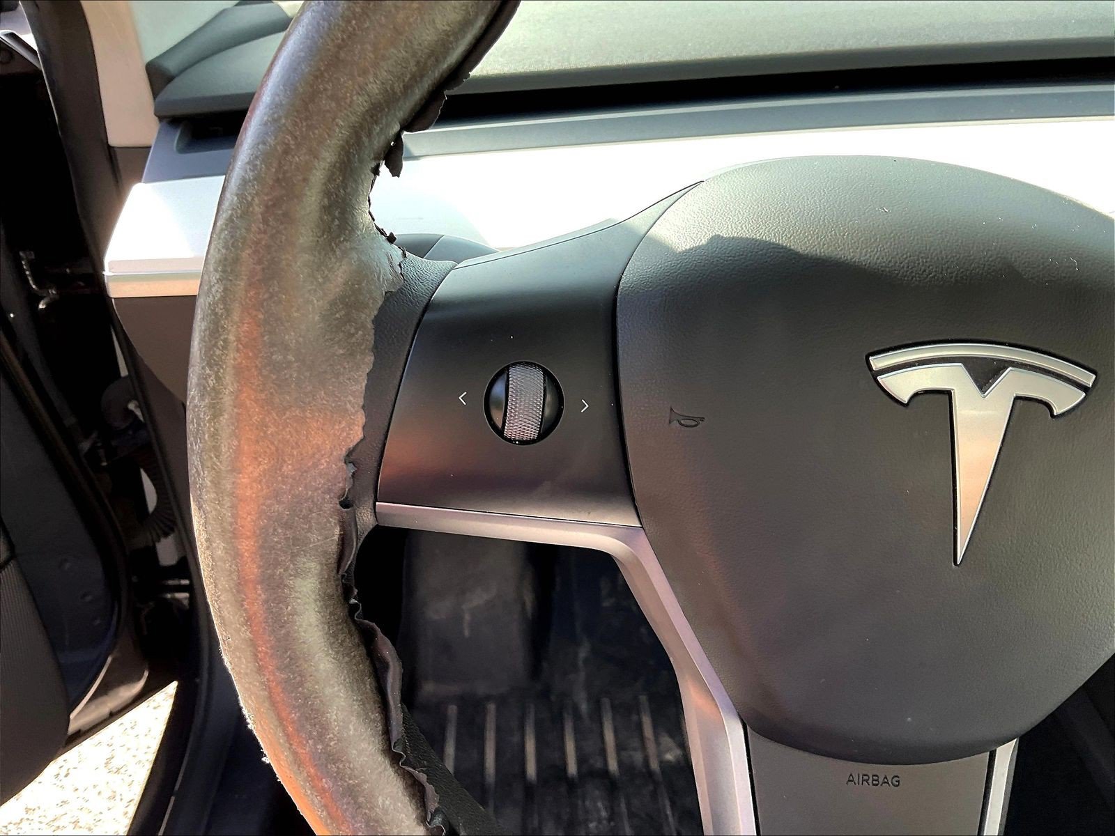 Used 2022 Tesla Model 3 Long Range AWD/4WD image 12