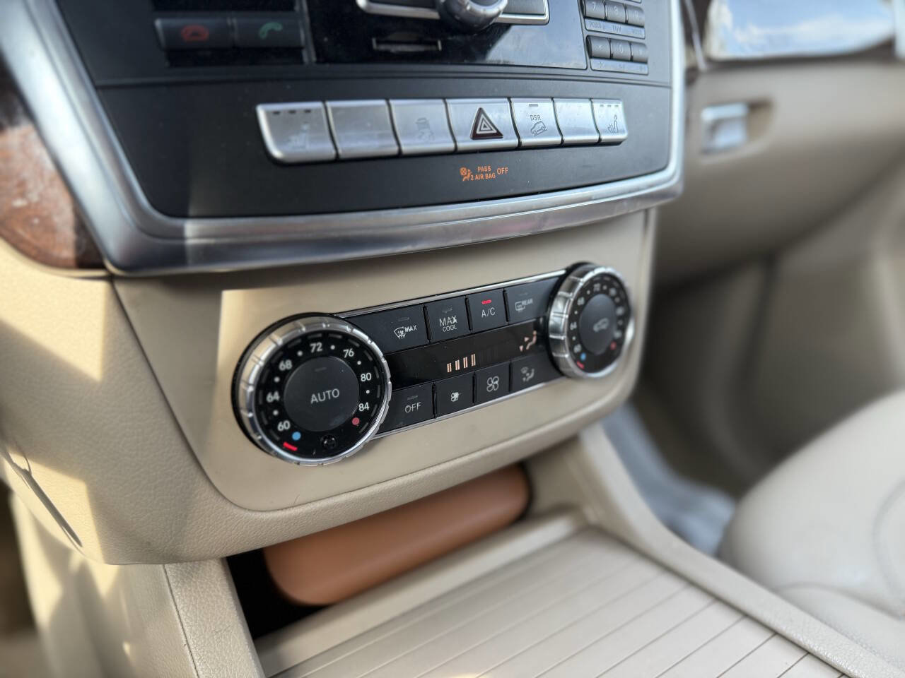 Used 2012 Mercedes-Benz ML 350 4MATIC w/ Premium 1 Pkg image 6