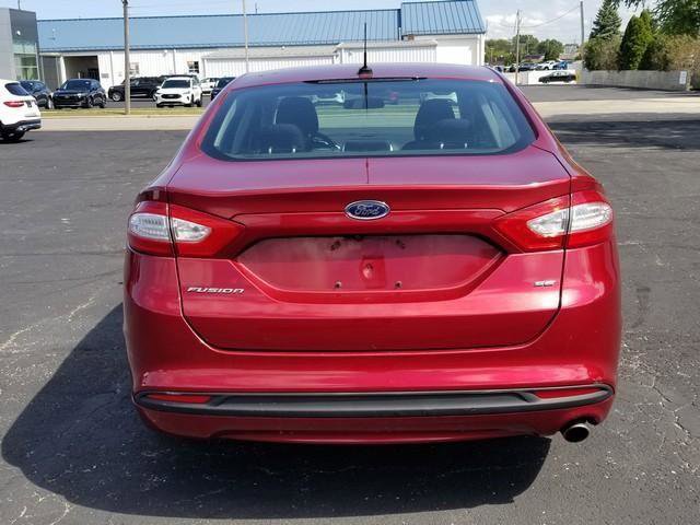 Used 2014 Ford Fusion SE image 6