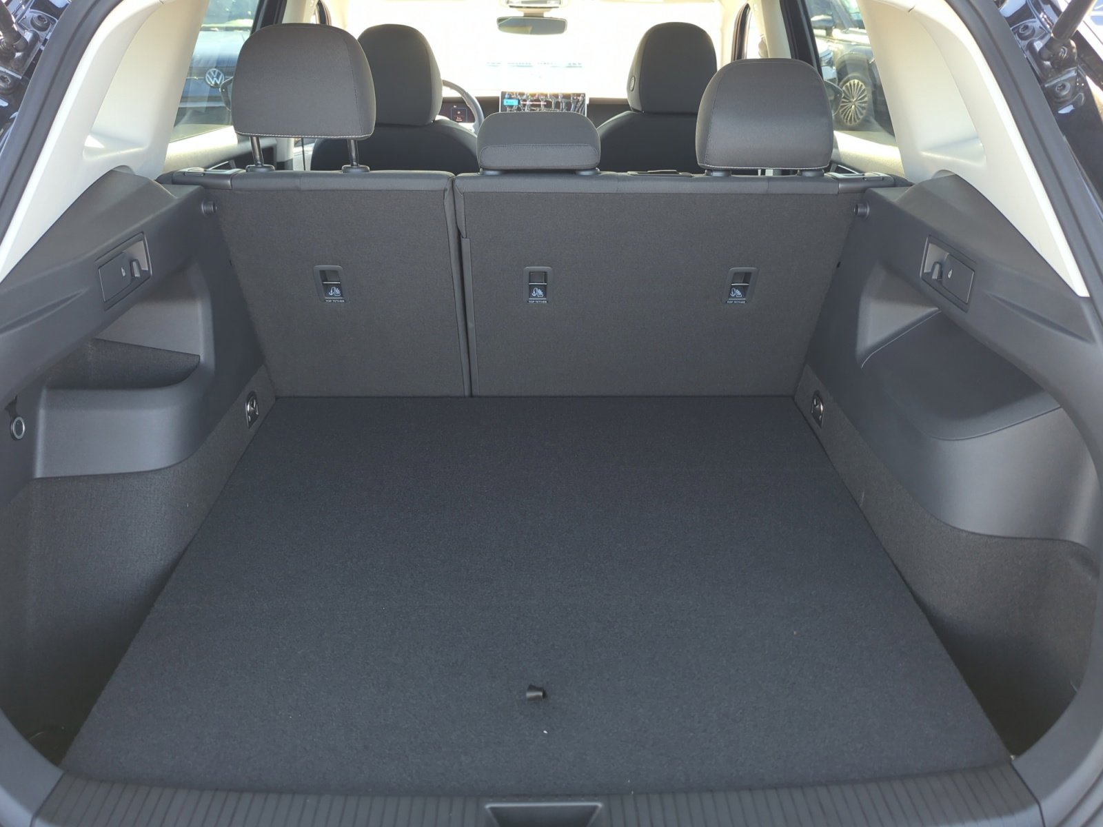 New 2025 Volkswagen Tiguan S image 31