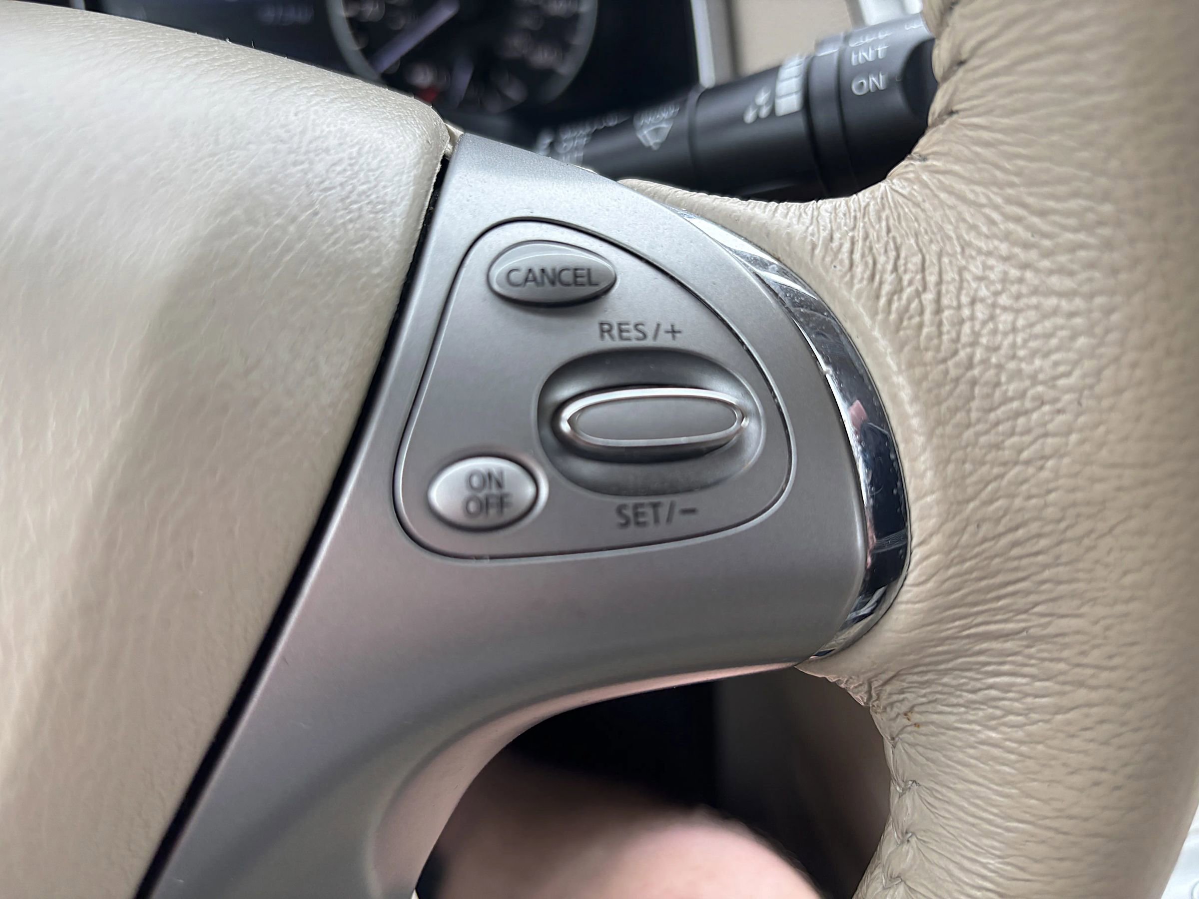 Used 2016 Nissan Murano SV w/ Cargo Package image 20