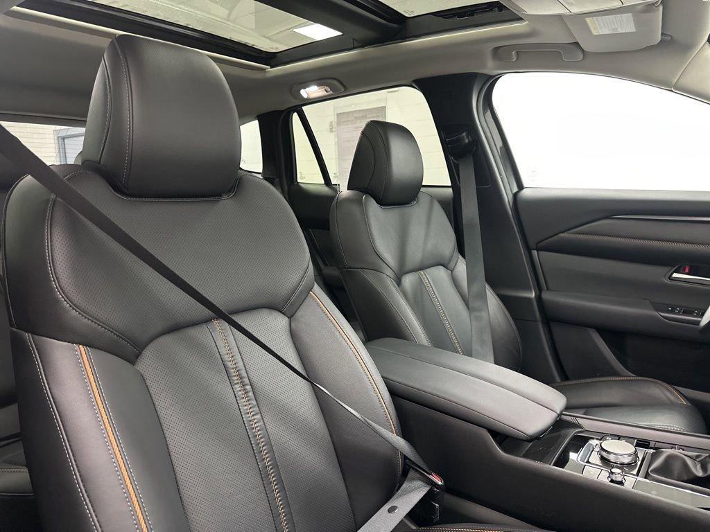 Certified 2025 MAZDA CX-50 AWD 2.5 S w/ Cargo Package image 23