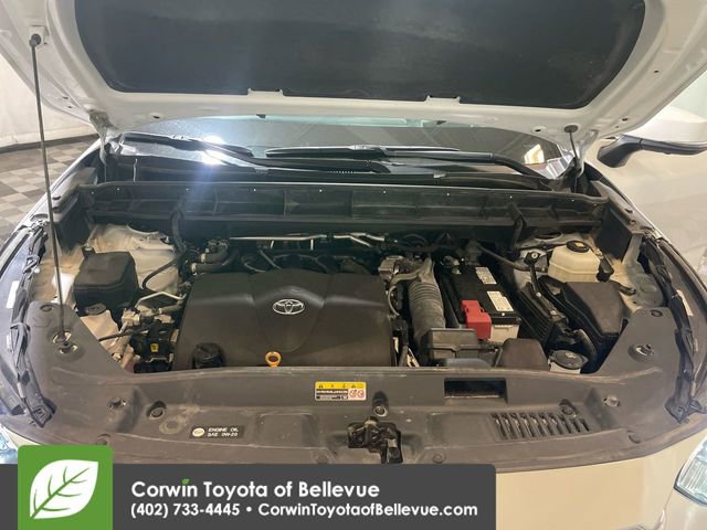 Used 2022 Toyota Highlander Platinum image 14