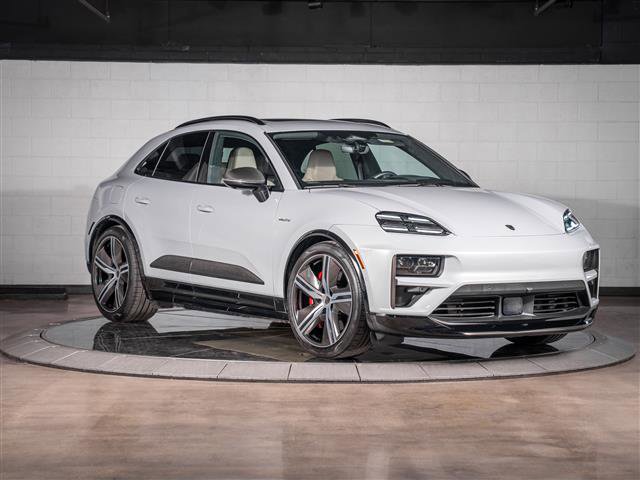 Certified 2024 Porsche Macan Turbo Electric image 8