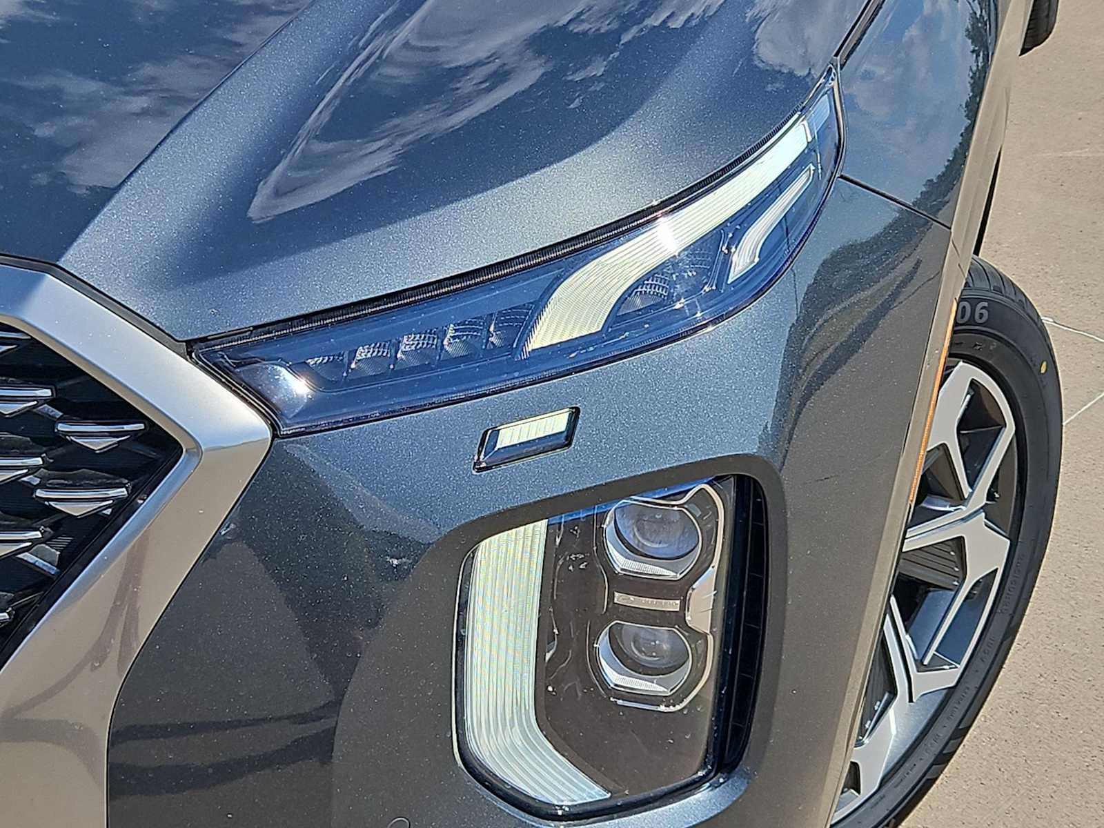 Certified 2022 Hyundai Palisade Calligraphy AWD/4WD image 3