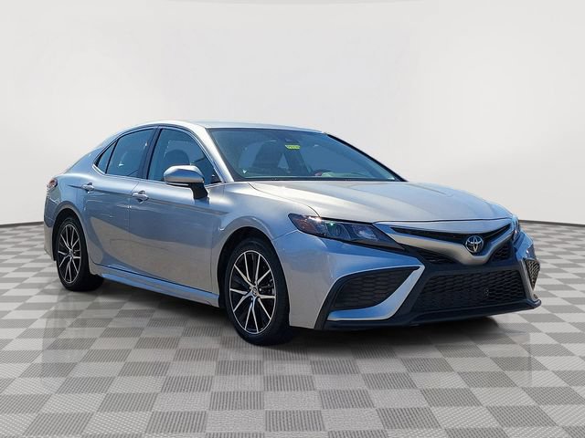 Used 2023 Toyota Camry SE FWD image 7