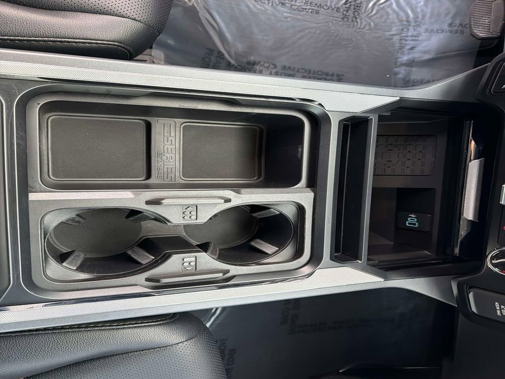 Used 2024 Ford F350 Lariat w/ Chrome Package AWD/4WD image 25