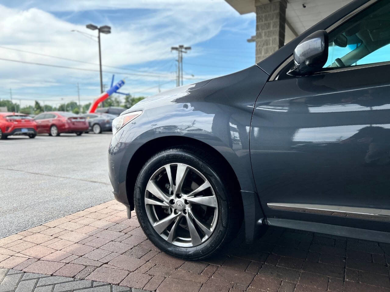 Used 2013 INFINITI JX35 AWD w/ Premium Pkg image 8