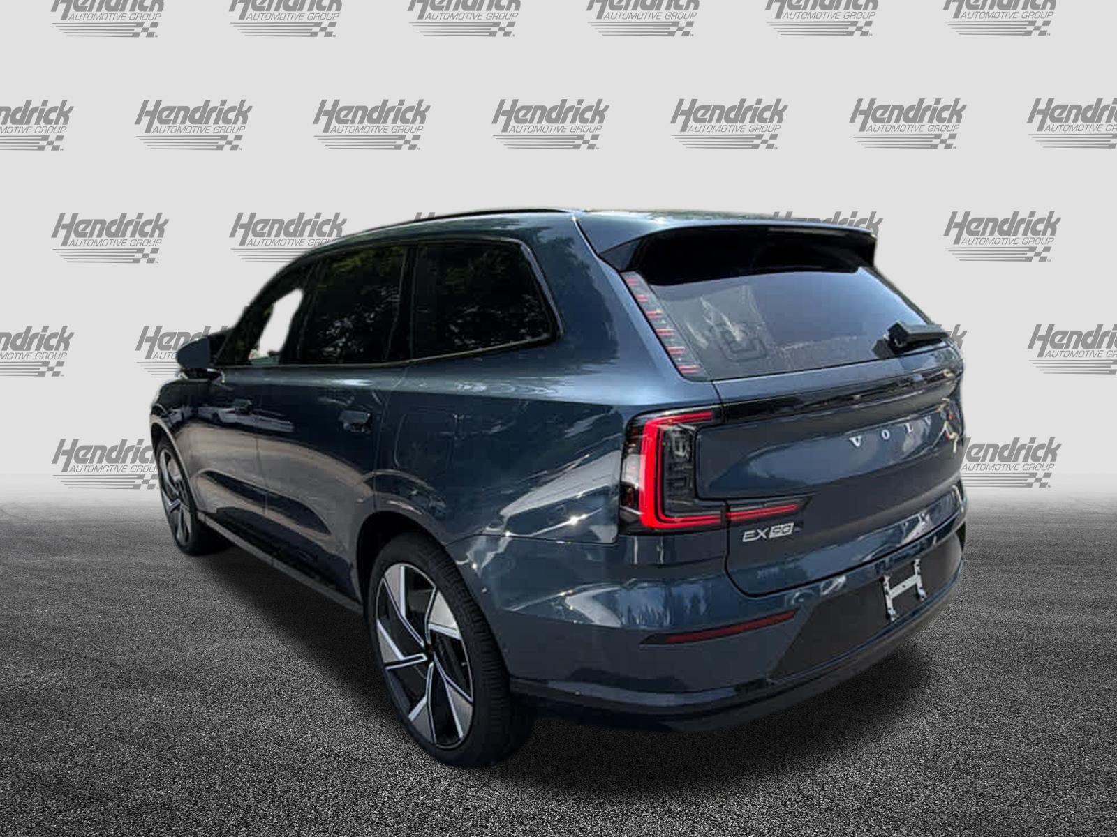 Used 2025 Volvo EX90 Ultra AWD/4WD image 11