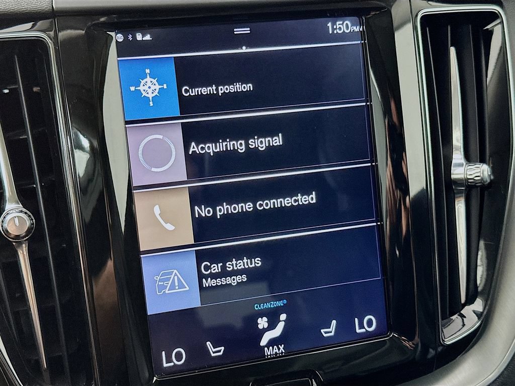 Used 2018 Volvo XC60 T5 Momentum w/ Vision Package AWD/4WD image 15