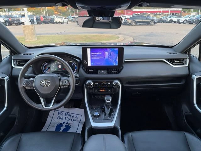Used 2024 Toyota RAV4 XSE AWD/4WD image 8