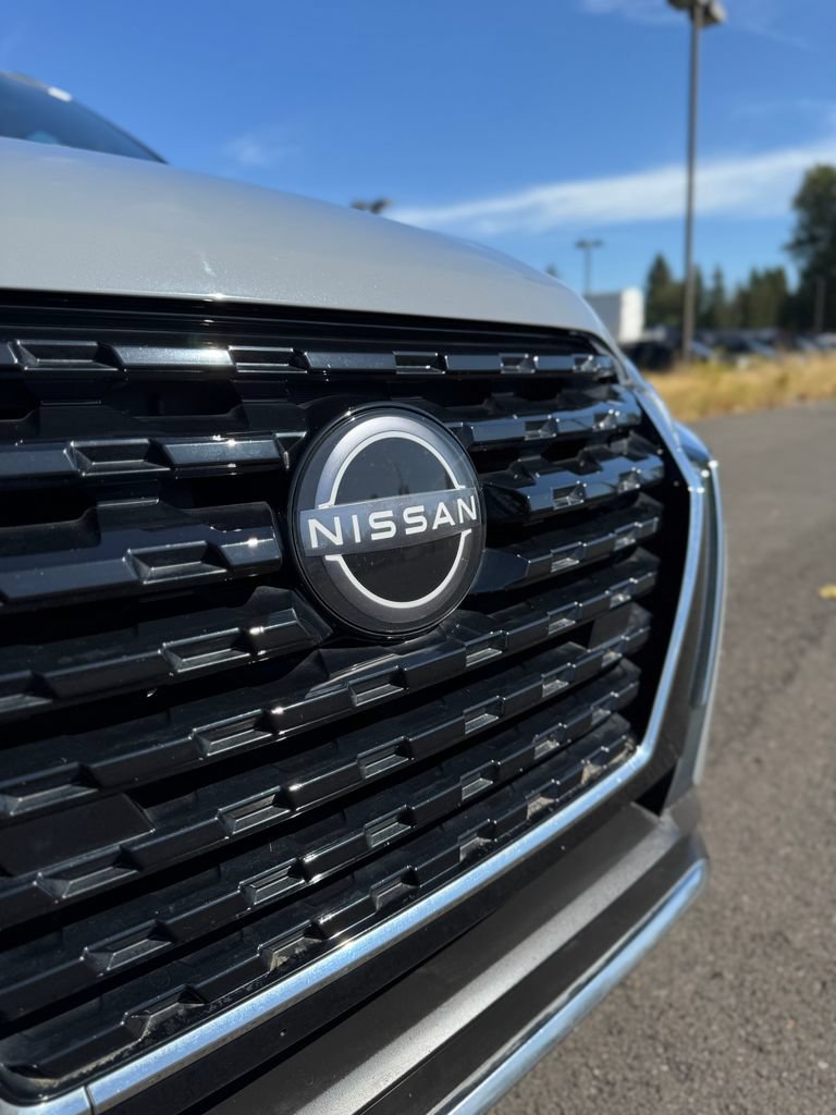 Used 2023 Nissan Kicks SV FWD image 36