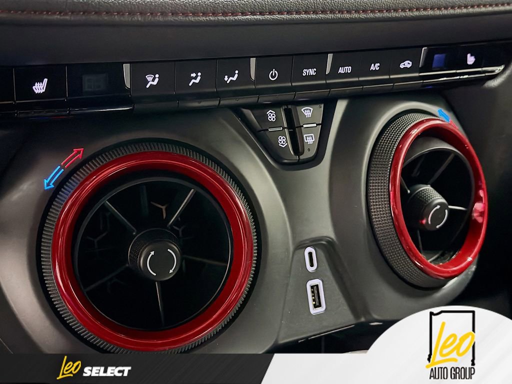 Used 2022 Chevrolet Blazer RS AWD/4WD image 16