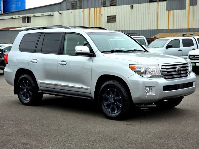 Used 2013 Toyota Land Cruiser AWD/4WD image 1