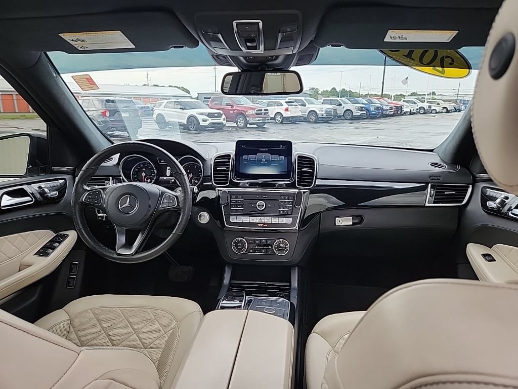 Used 2018 Mercedes-Benz GLS 550 4MATIC image 40