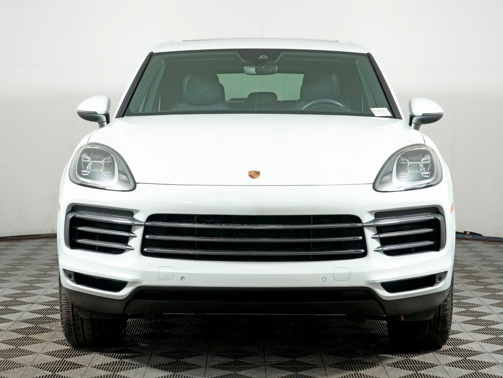 Certified 2022 Porsche Cayenne Platinum Edition image 10