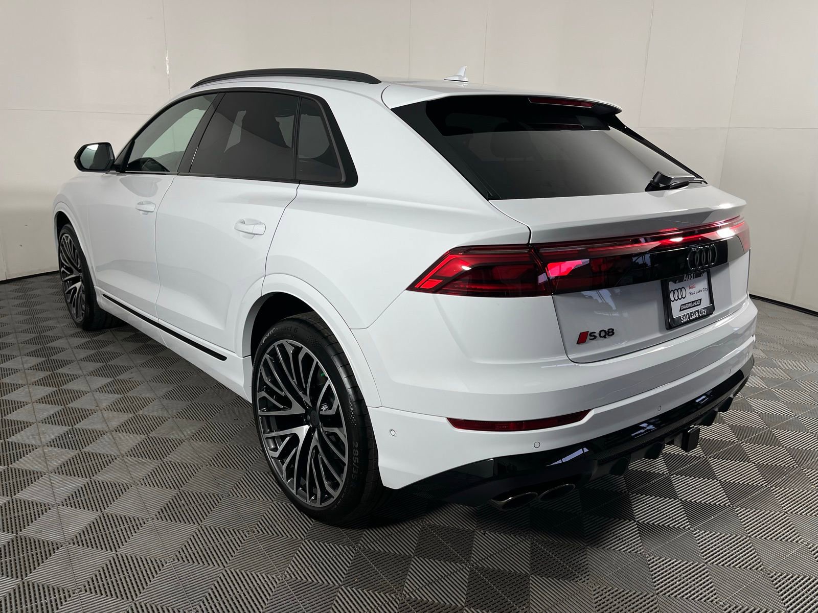 New 2026 Audi SQ8 Prestige image 6