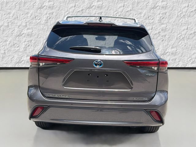 Used 2023 Toyota Highlander Limited AWD/4WD image 4