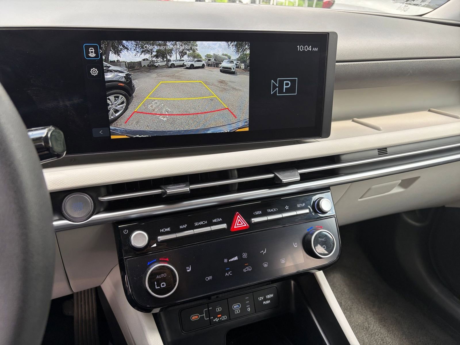 Used 2025 Hyundai Tucson SEL AWD/4WD image 17