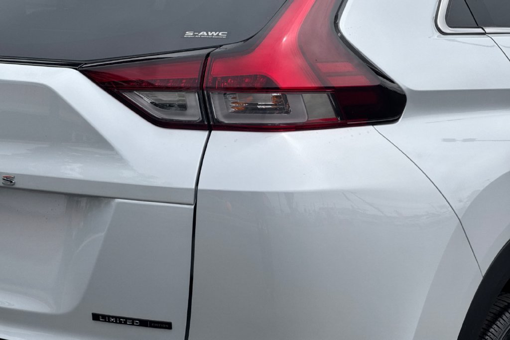 New 2026 Mitsubishi Eclipse Cross LE AWD/4WD image 28
