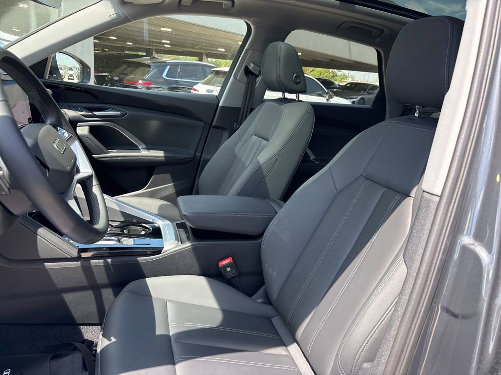 Certified 2025 Audi Q5 Premium w/ Convenience Package image 13