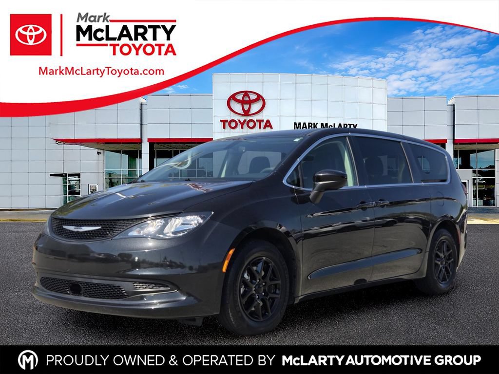 Used 2022 Chrysler Voyager LX