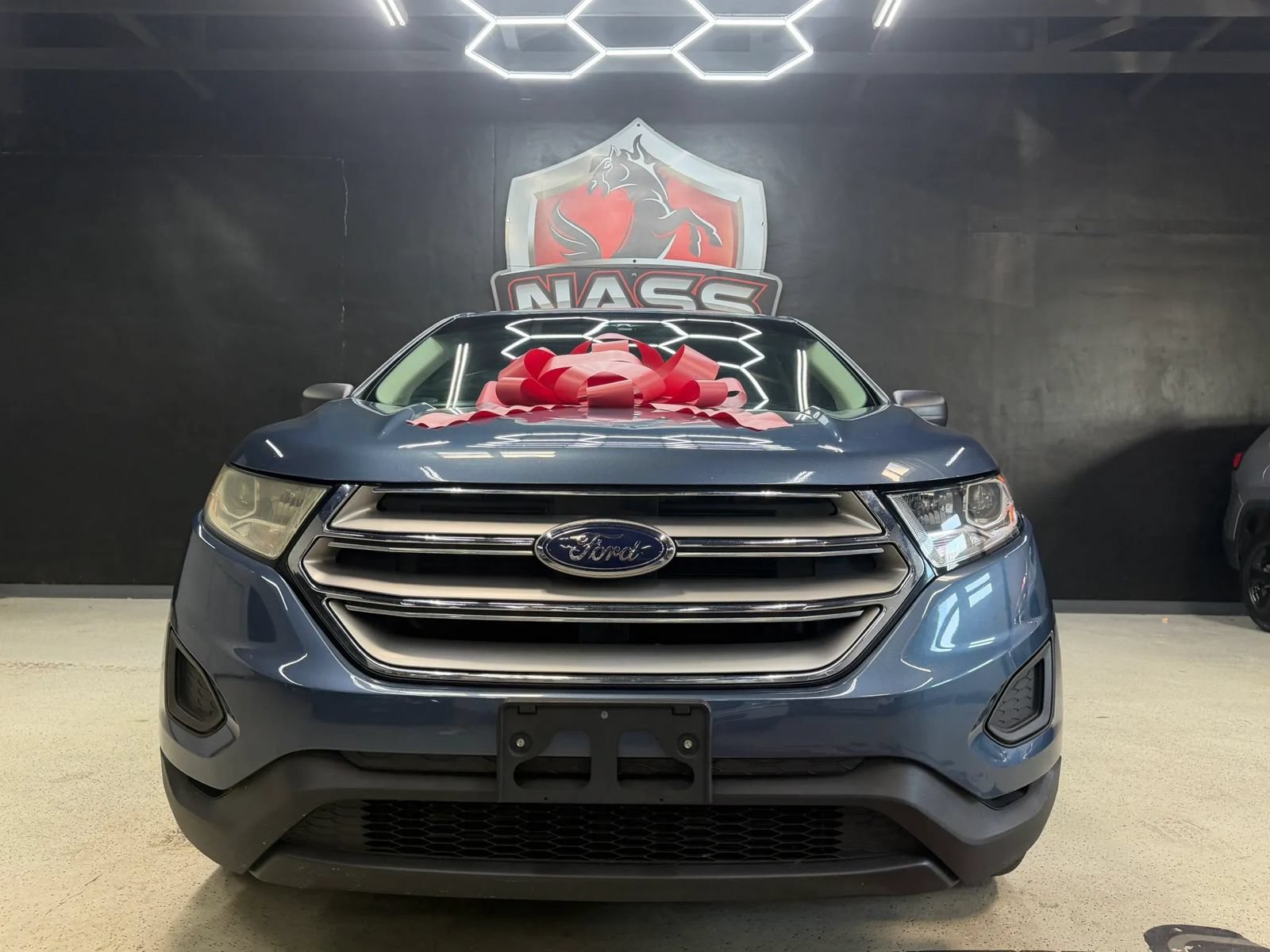 Used 2018 Ford Edge SE FWD image 7