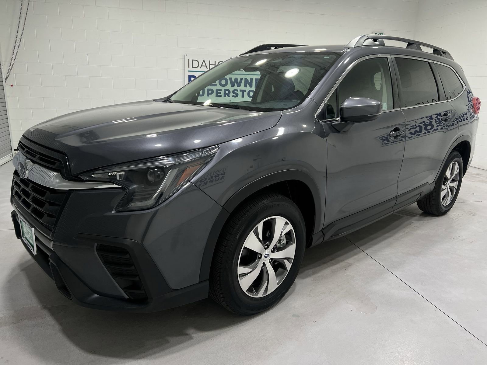 Certified 2024 Subaru Ascent Premium w/ Convenience Package image 4