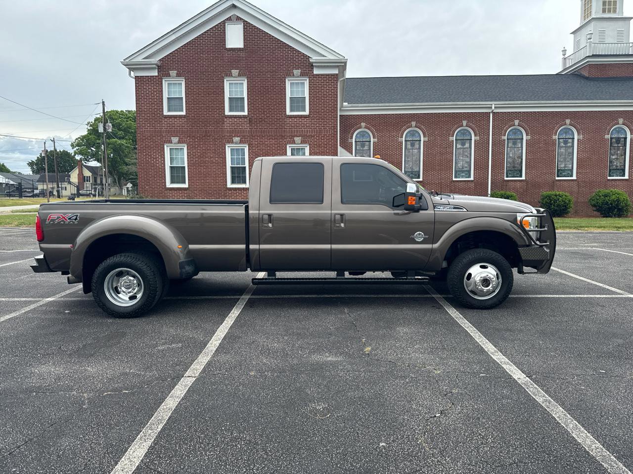 Used 2016 Ford F350 Lariat w/ Lariat Ultimate Package AWD/4WD image 3
