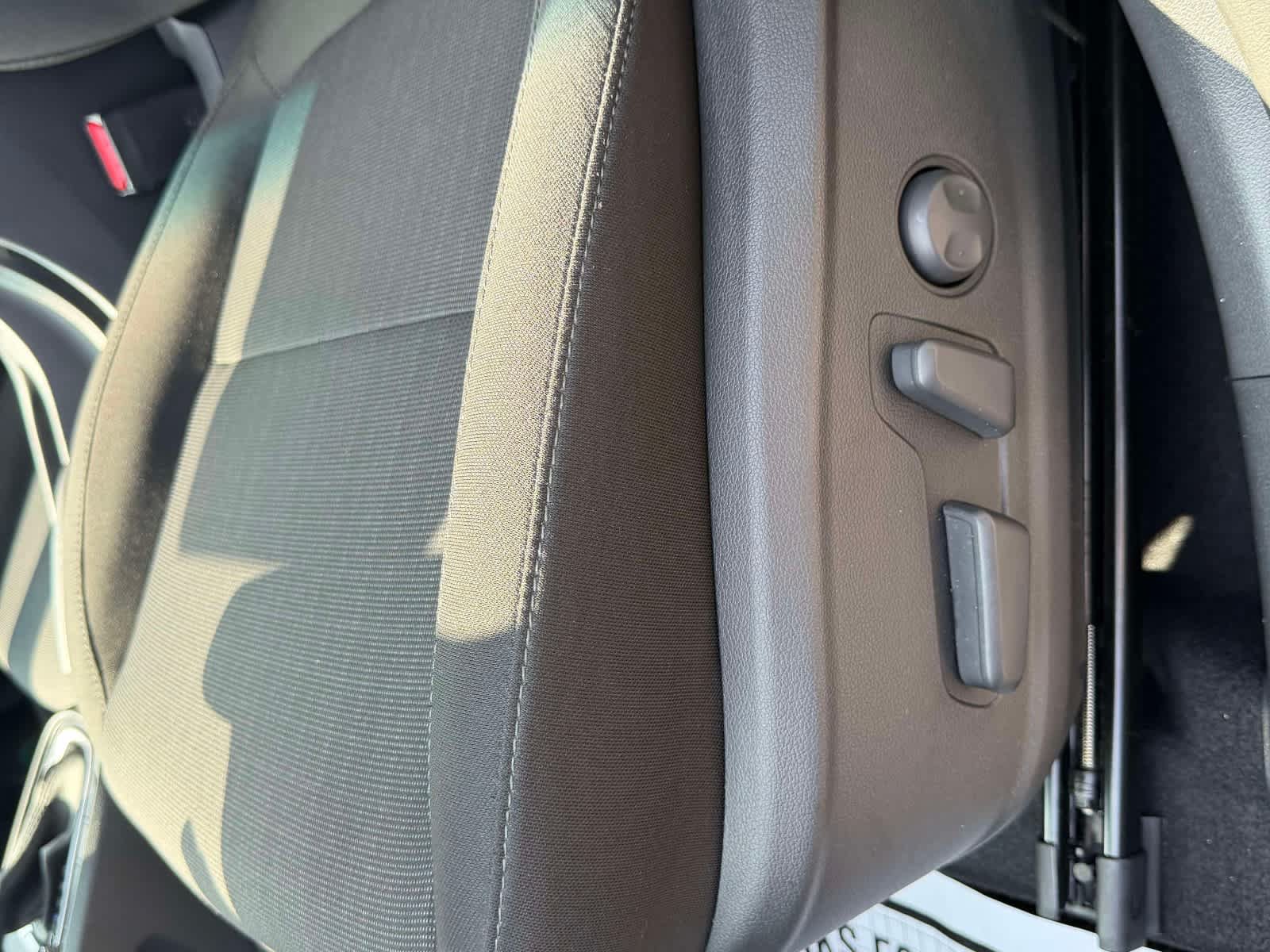 Used 2023 Hyundai Kona SEL AWD/4WD image 15