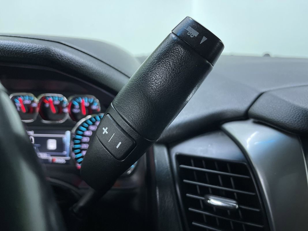 Used 2018 Chevrolet Tahoe LT w/ Luxury Package image 25