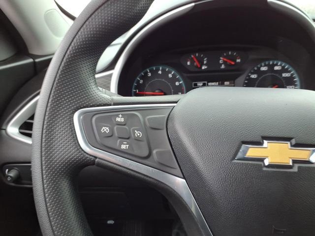 Used 2022 Chevrolet Malibu LT image 23