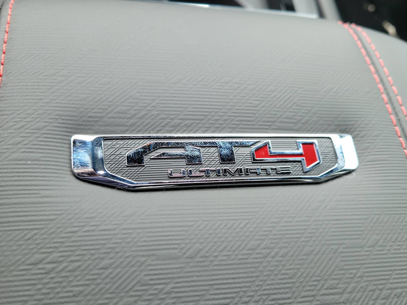 New 2026 GMC Yukon AT4 Ultimate AWD/4WD image 15