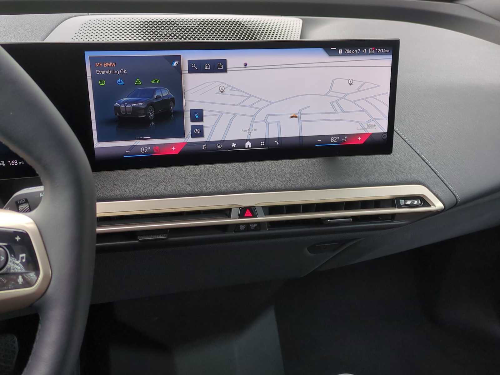 Used 2025 BMW iX xDrive50 image 29