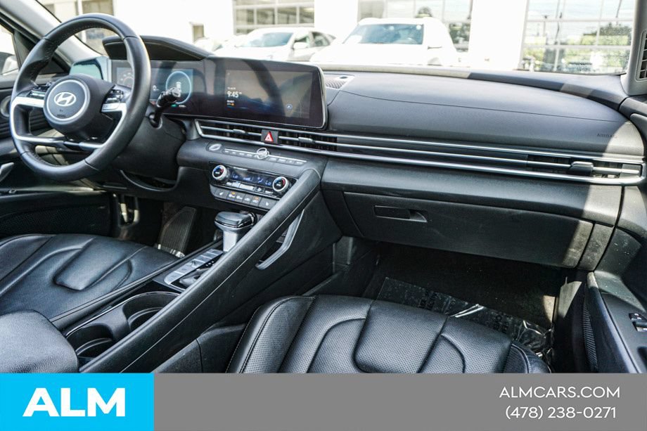 Used 2024 Hyundai Elantra Limited FWD image 22