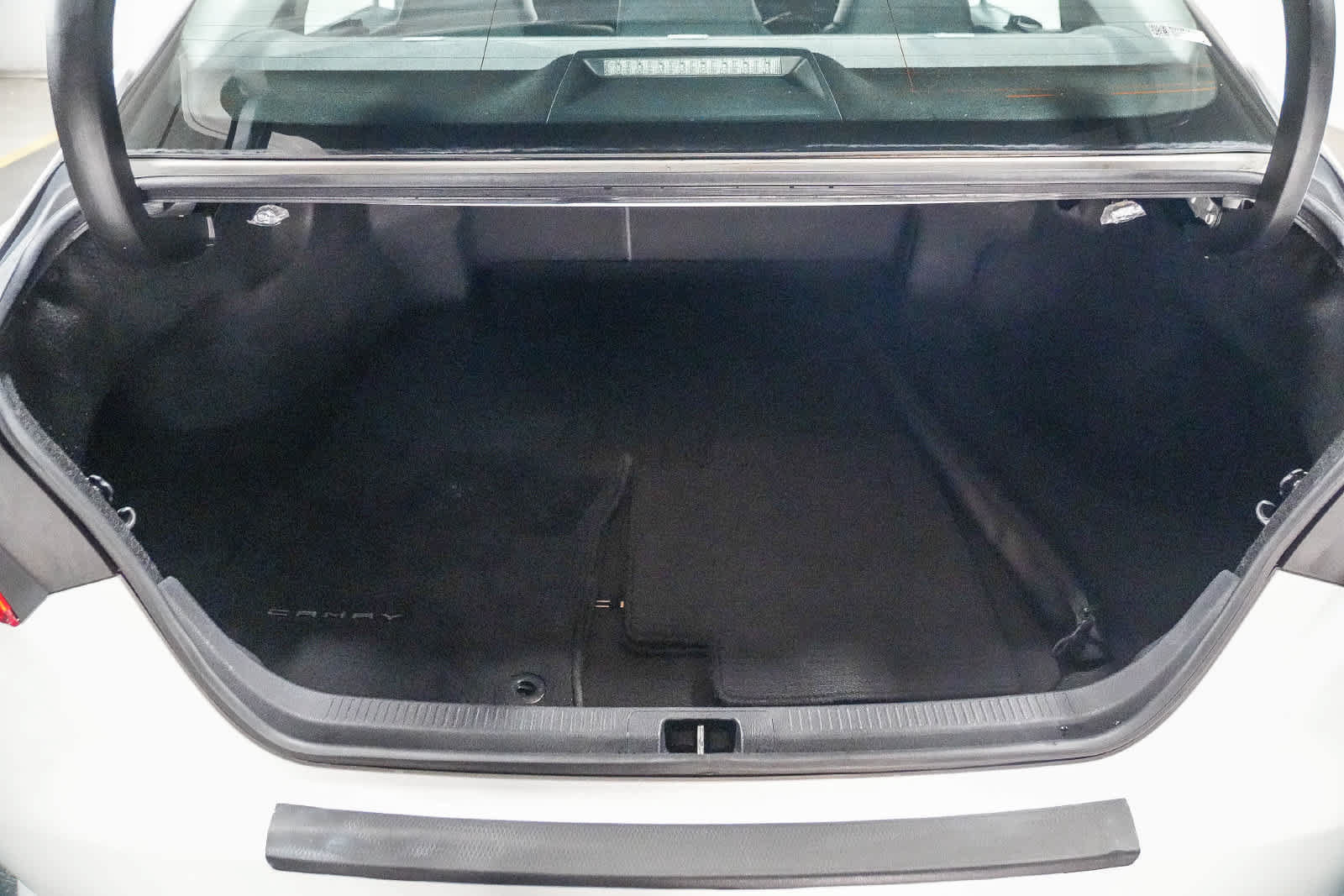 Certified 2019 Toyota Camry SE w/ Carpet Mat Package FWD image 27