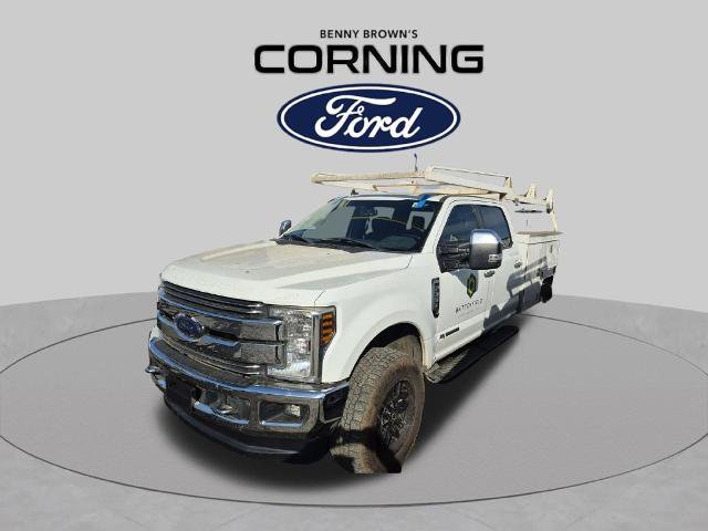Certified 2019 Ford F350 Lariat w/ Chrome Package