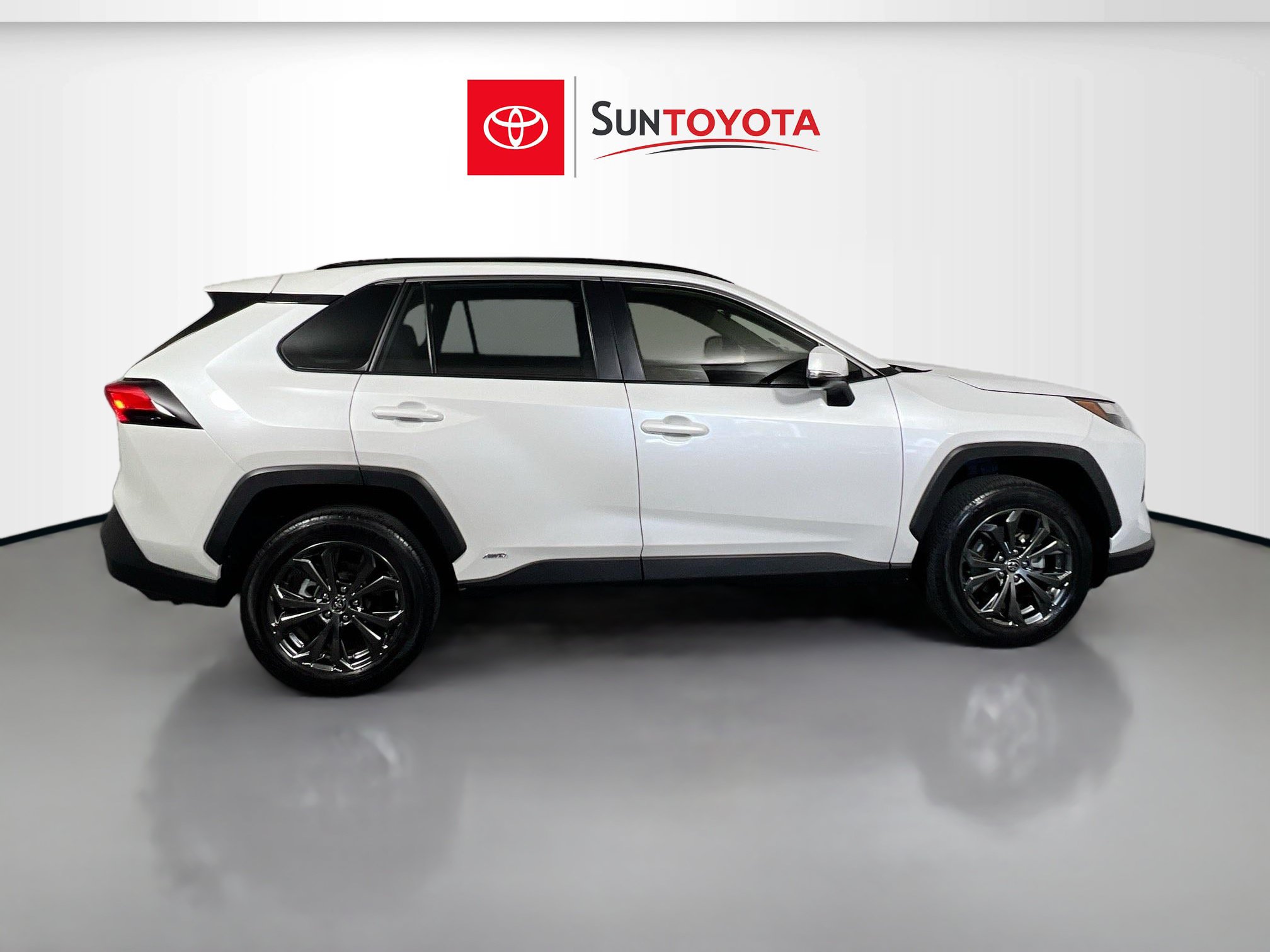Used 2024 Toyota RAV4 XLE Premium w/ Weather Package AWD/4WD image 2