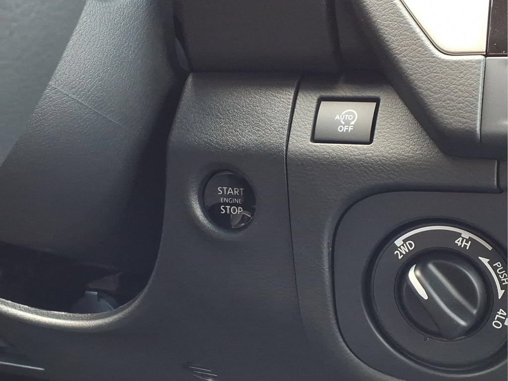 New 2026 Nissan Frontier SV AWD/4WD image 18